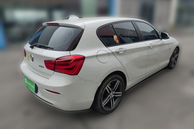 Used BMW 1 Series 2015 120i Sport Design Package Rear Right 45 Deg