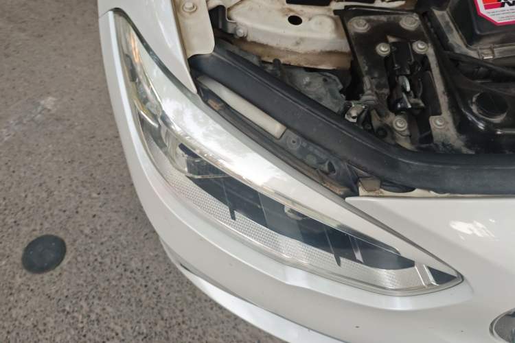 Used BMW 1 Series 2015 118i Urban Design Package Right Front Headlight
