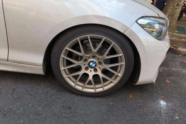 Used BMW 1 Series 2015 120i Leading Model Right Front Wheel Hub