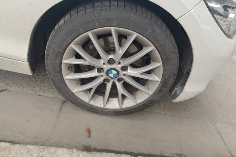 Used BMW 1 Series 2015 120i Leading Model Right Front Wheel Hub