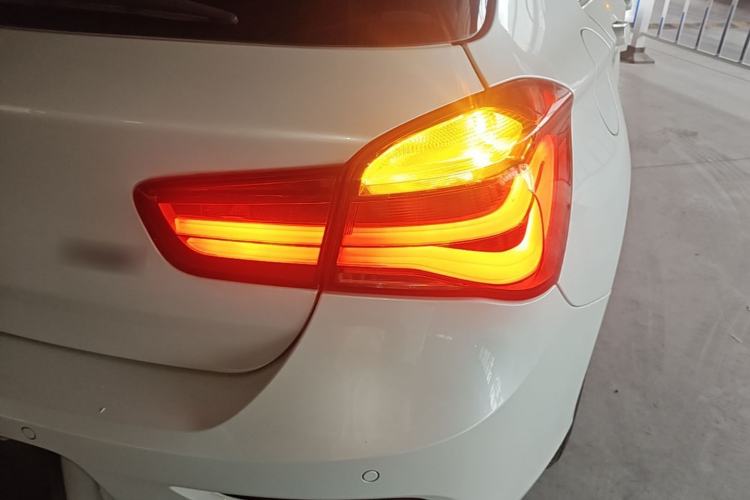 Used BMW 1 Series 2015 118i Urban Design Package Right Rear Taillight