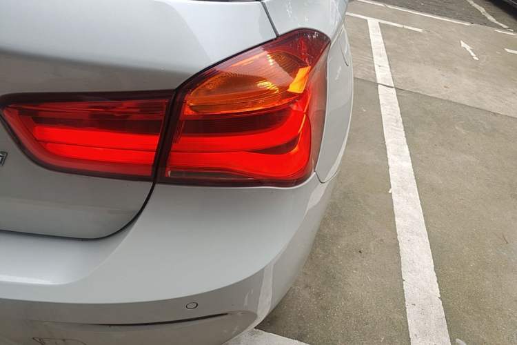 Used BMW 1 Series 2015 120i Sport Design Package Right Rear Taillight