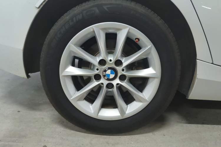 Used BMW 1 Series 2015 118i Urban Design Package Right Rear Wheel Hub