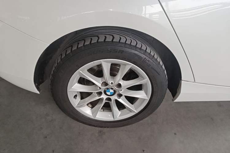 Used BMW 1 Series 2015 118i Urban Design Package Right Rear Wheel Hub