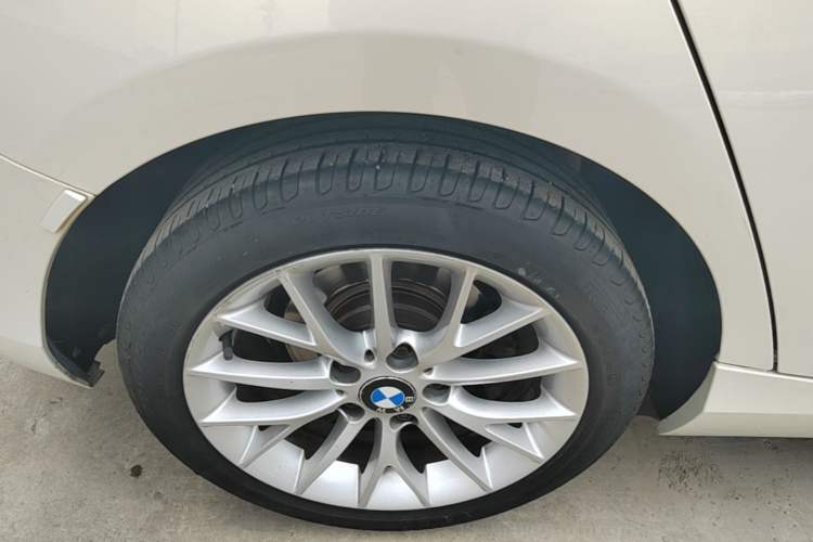 Used BMW 1 Series 2015 120i Leading Model Right Rear Wheel Hub