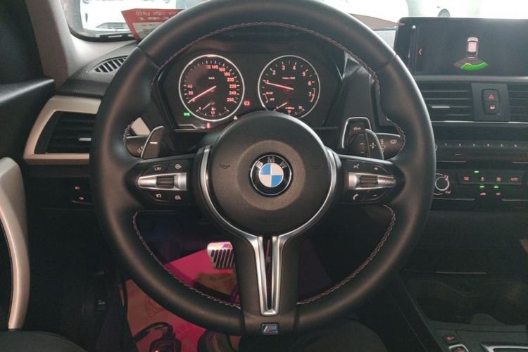 Used BMW 1 Series 2015 118i Leading Model Steering Wheel