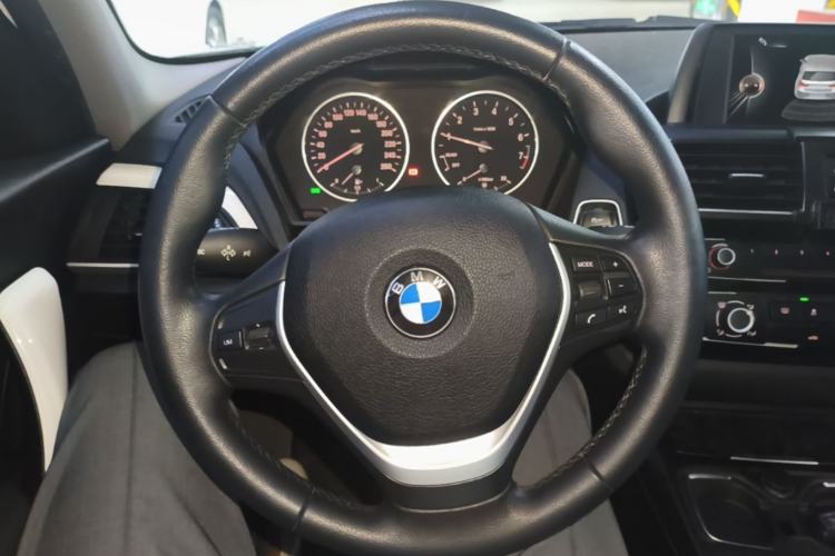 Used BMW 1 Series 2015 118i Urban Design Package Steering Wheel
