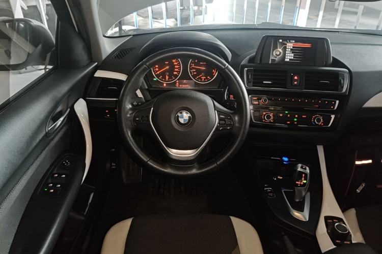 Used BMW 1 Series 2015 118i Urban Design Package Steering Wheel