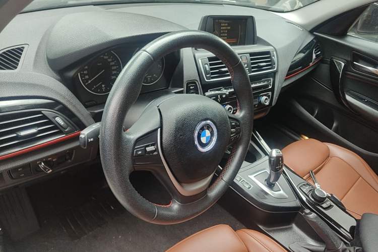 Used BMW 1 Series 2015 120i Sport Design Package Steering Wheel