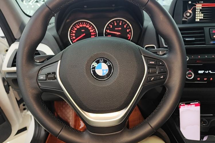 Used BMW 1 Series 2015 120i Leading Model Steering Wheel