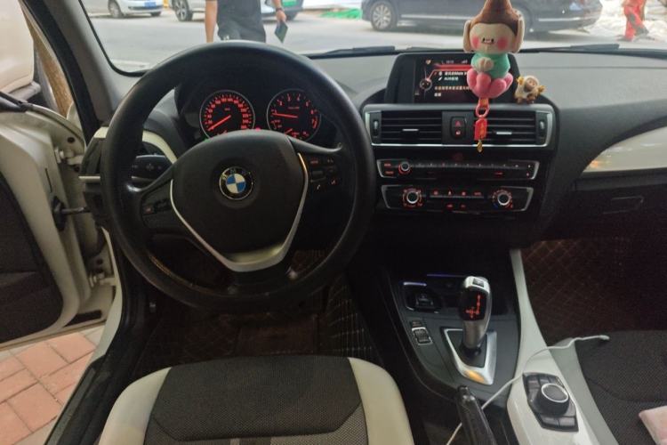 Used BMW 1 Series 2015 118i Urban Design Package Steering Wheel