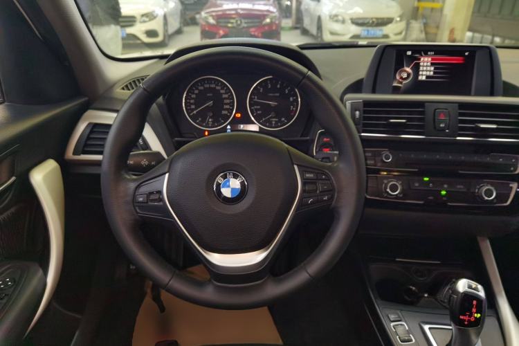 Used BMW 1 Series 2015 118i Leading Model Steering Wheel