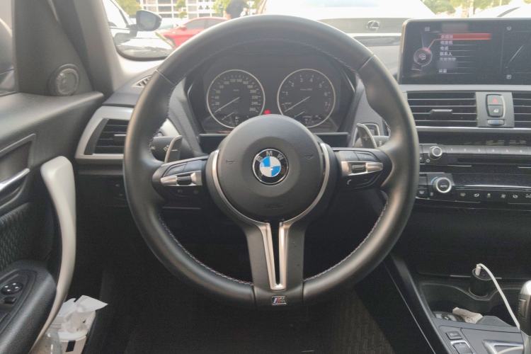 Used BMW 1 Series 2015 120i Leading Model Steering Wheel