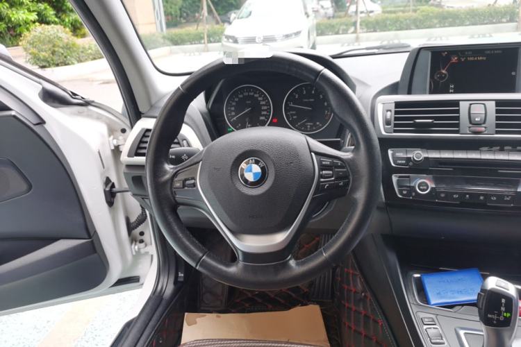 Used BMW 1 Series 2015 120i Leading Model Steering Wheel