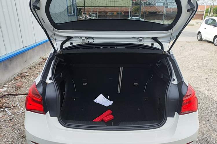Used BMW 1 Series 2015 118i Urban Design Package Trunk