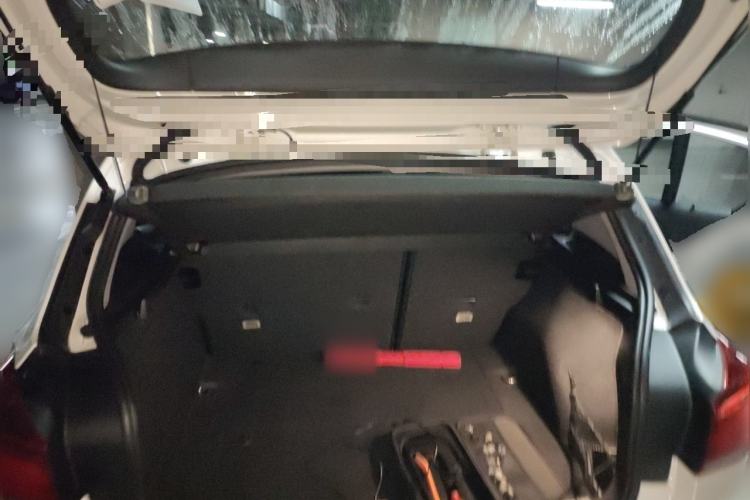 Used BMW 1 Series 2015 120i Leading Model Trunk