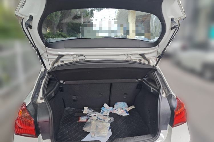 Used BMW 1 Series 2015 120i Leading Model Trunk