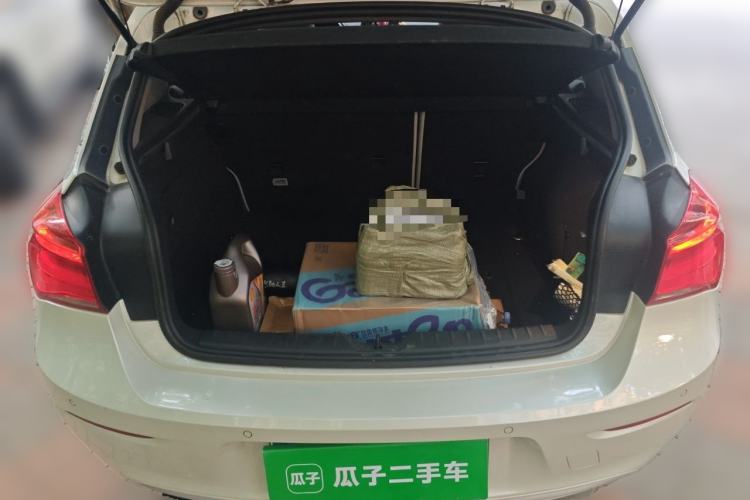 Used BMW 1 Series 2015 118i Urban Design Package Trunk