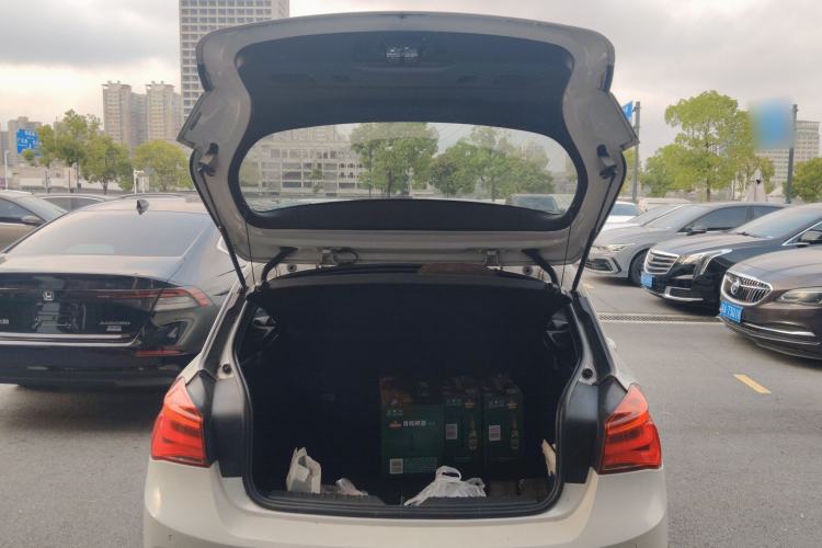 Used BMW 1 Series 2015 120i Leading Model Trunk