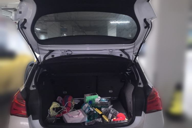 Used BMW 1 Series 2015 118i Leading Model Trunk