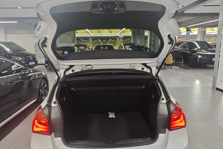 Used BMW 1 Series 2015 120i Sport Design Package Trunk