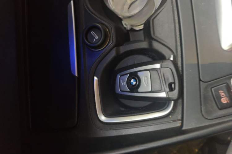 Used BMW 1 Series 2015 118i Urban Design Package Vehicle Key