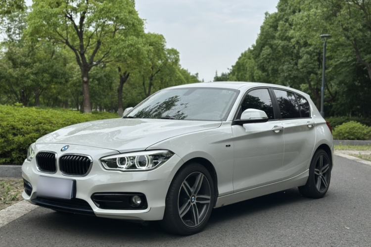 Used BMW 1 Series 2015 120i Sport Design Package Guazi used car, China used car export, Used car for sale, Used  cars, Cheapest cars for sale