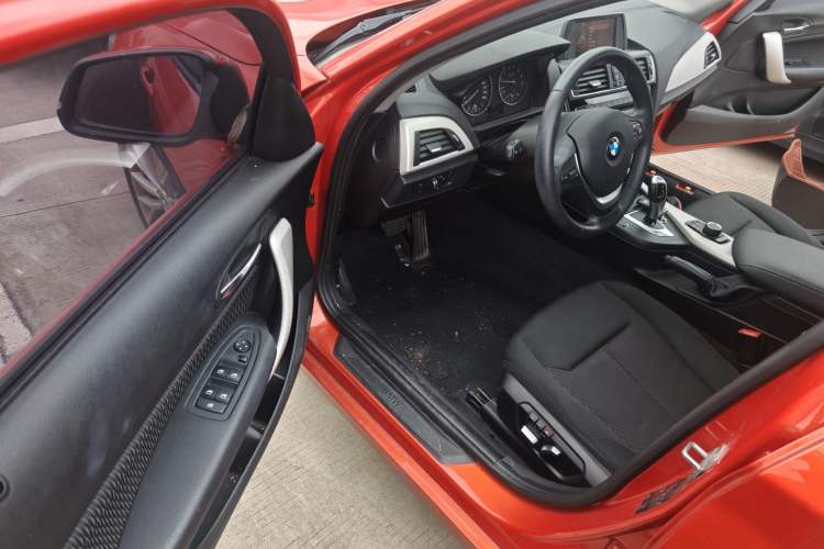 Used BMW 1 Series 2015 120i Leading Model Driver Seat
