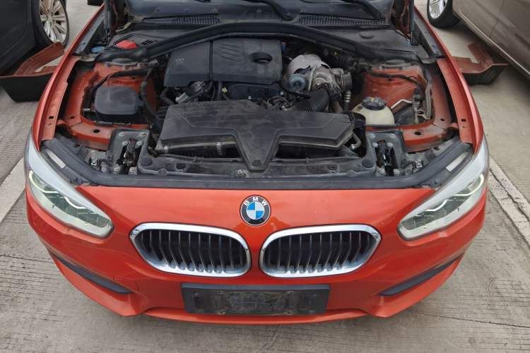 Used BMW 1 Series 2015 120i Leading Model Engine Bay