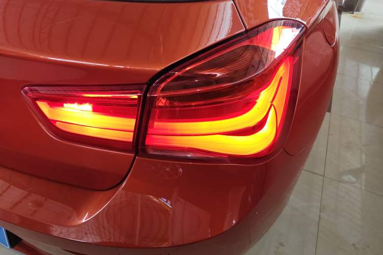 Used BMW 1 Series 2015 118i Urban Design Package Exterior 3