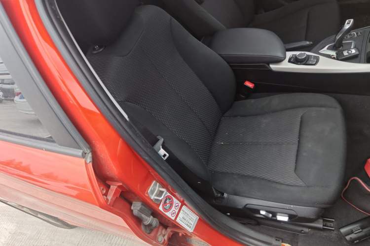 Used BMW 1 Series 2015 120i Leading Model Right Front Seat