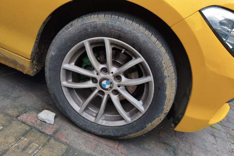 Used BMW 1 Series 2015 118i Leading Model Right Front Wheel Hub