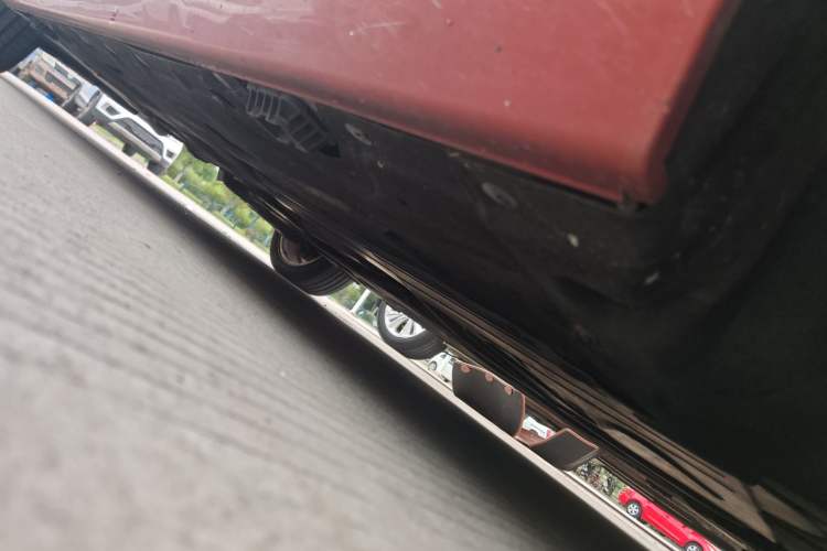 Used BMW 1 Series 2015 120i Leading Model Right Side Sill