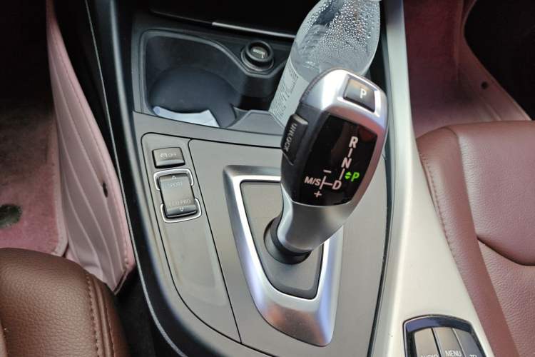 Used BMW 1 Series 2016 118i Leading Model Gear Lever