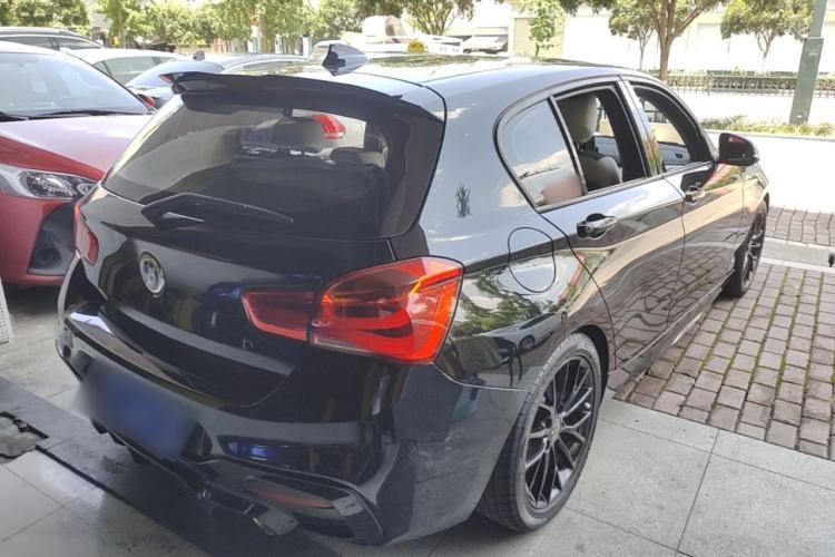 Used BMW 1 Series 2016 118i Urban Design Package Rear Right 45 Deg