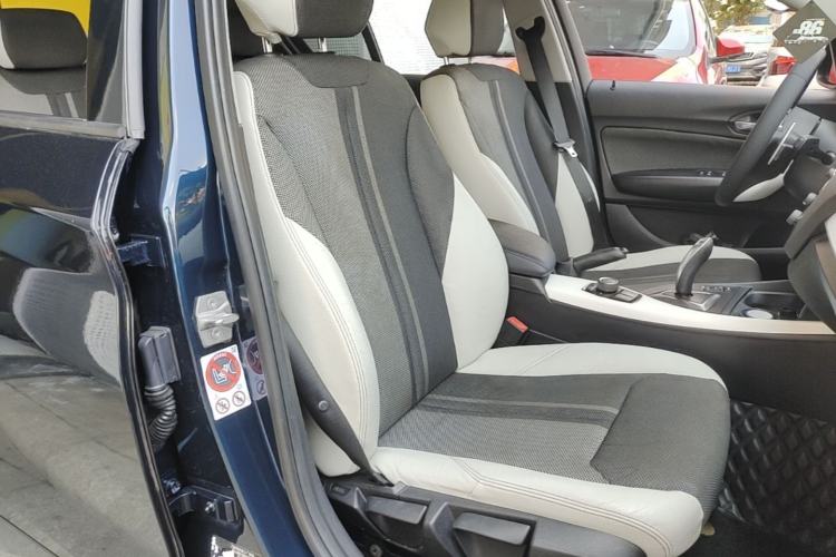 Used BMW 1 Series 2016 118i Urban Design Package Right Front Seat