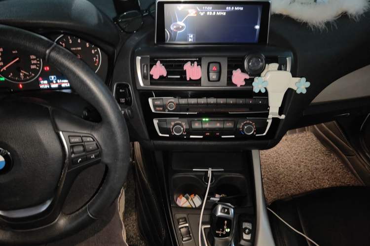 Used BMW 1 Series 2016 118i Leading Model Audio And AC Panel