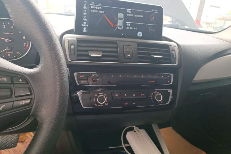 Used BMW 1 Series 2016 118i Leading Model Audio And AC Panel