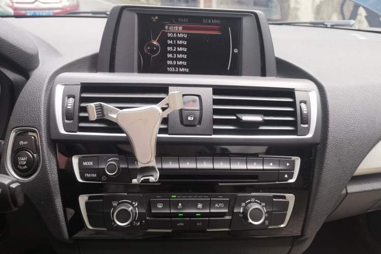 Used BMW 1 Series 2016 118i Leading Model Audio And AC Panel