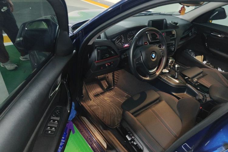 Used BMW 1 Series 2016 120i Sport Design Package Driver Seat