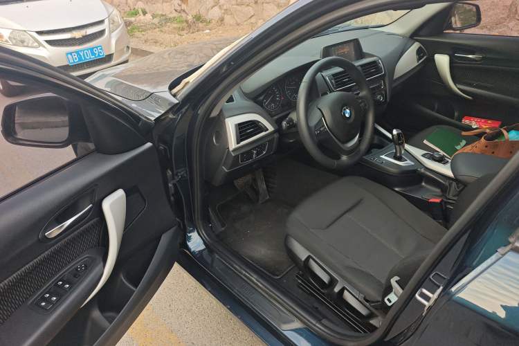 Used BMW 1 Series 2016 118i Leading Model Driver Seat