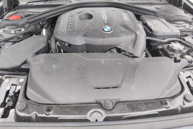 Used BMW 1 Series 2016 120i Leading Model Engine Bay