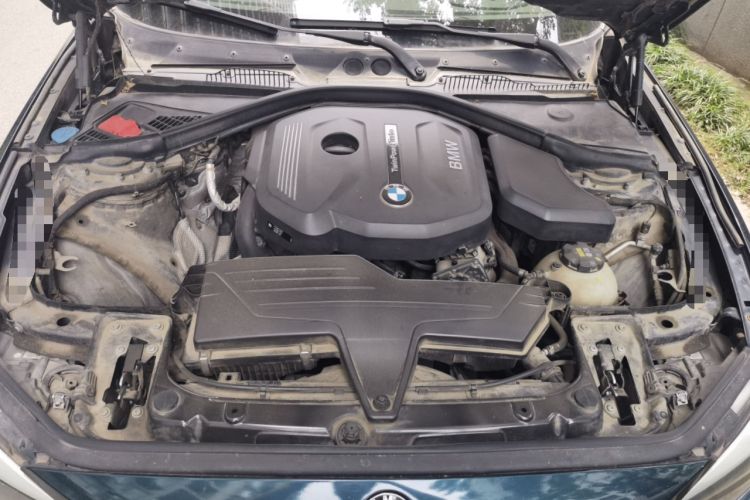 Used BMW 1 Series 2016 118i Leading Model Engine Bay