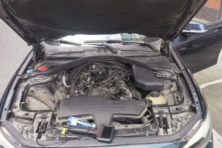 Used BMW 1 Series 2016 118i Leading Model Engine Bay