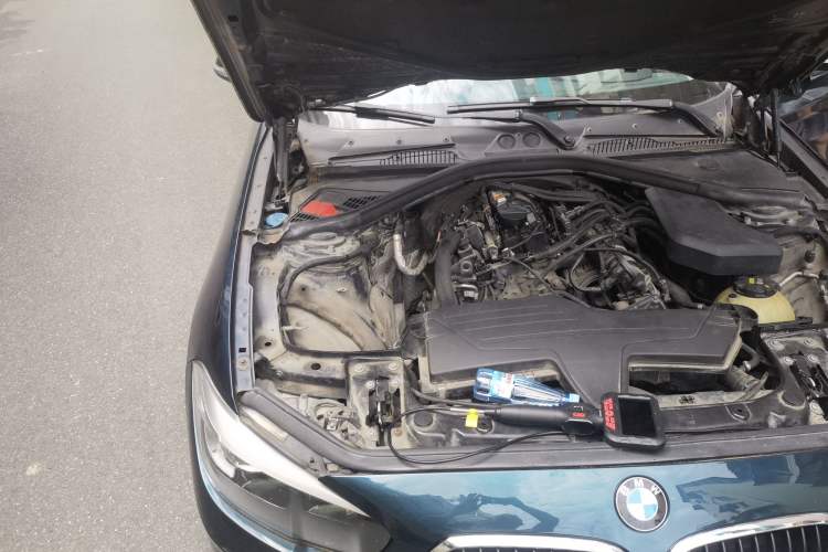 Used BMW 1 Series 2016 118i Leading Model Engine Bay Right