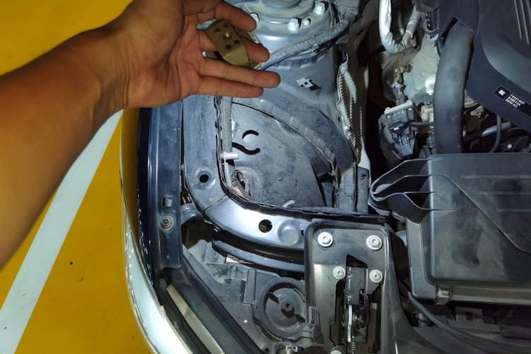 Used BMW 1 Series 2016 118i Leading Model Engine Bay Right