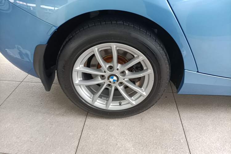 Used BMW 1 Series 2016 118i Leading Model Exterior 5
