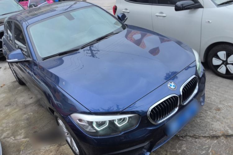 Used BMW 1 Series 2016 118i Leading Model Front Right 45 Deg