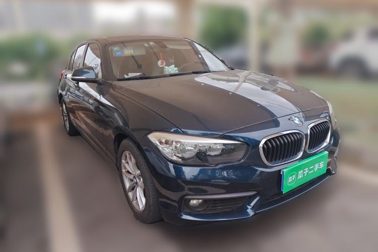 Used BMW 1 Series 2016 118i Leading Model Front Right 45 Deg