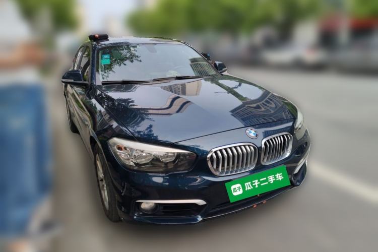 Used BMW 1 Series 2016 118i Leading Model Front Right 45 Deg